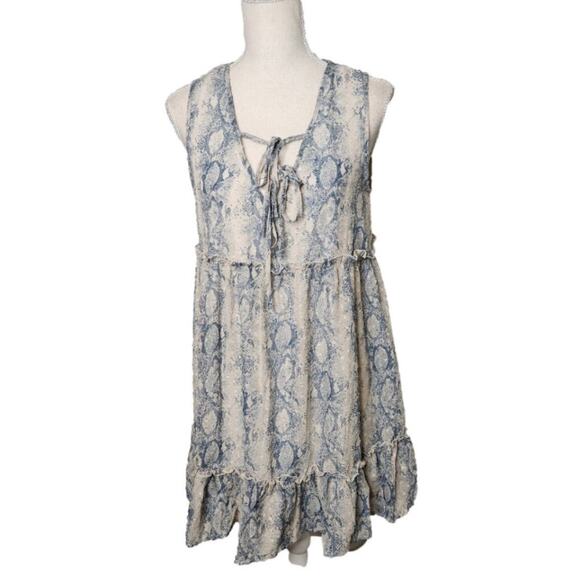 Altar'd State Size XS Blue &‎ White Snakeskin Print Dress - Picture 1 of 11